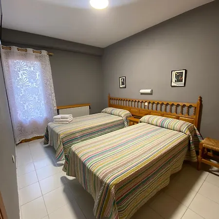 Casa de hóspedes Los Valles Bielsa