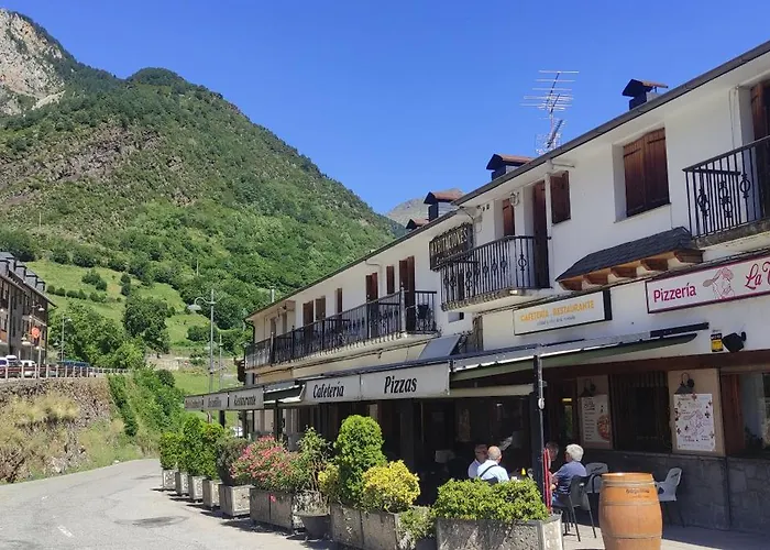 Los Valles 3* Bielsa